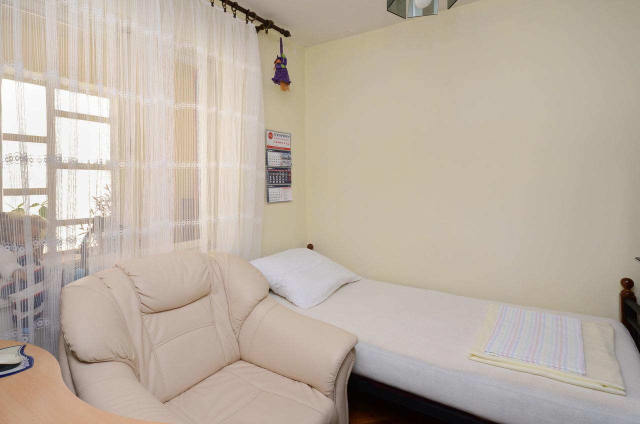 Apartment Milan Сень Екстер'єр фото